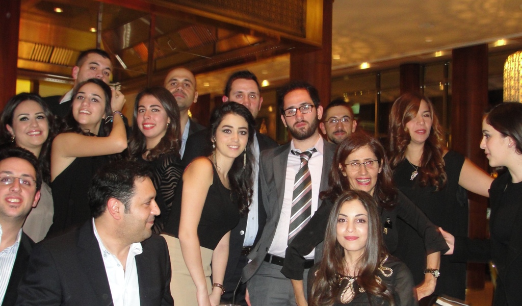 بعض شباب وصبايا العائلة.. رجالات وسيدات المستقبل