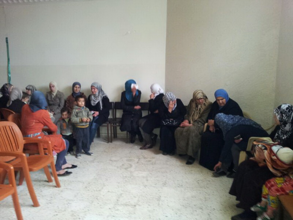 اللاجئون السوريون في مرج الخوخ يتحضرون للعاصفة المرتقبة‎