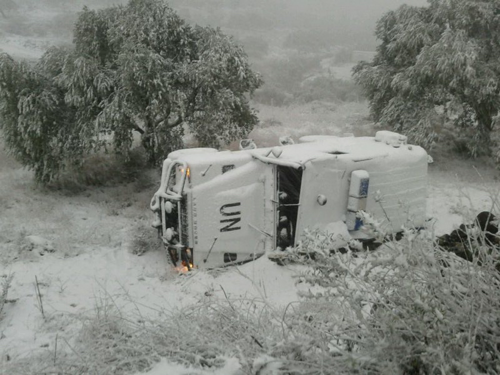 آلية لليونيفيل تعرضت لحادث سير في عديسة جراء سوء الأحوال الجوية وأدت إلى جرح  ثلاثة عناصر اندونيسية