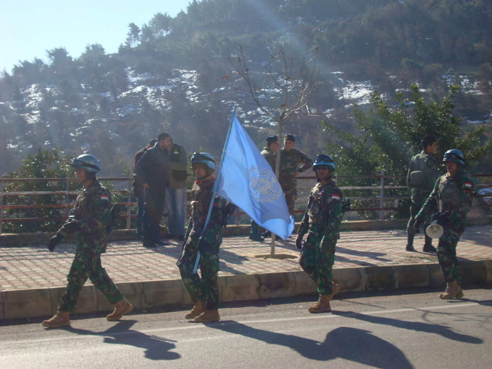 استنفار على الحدود وانتشار للجيش واليونيفيل عند محاولة العدو قطع شجرة‎