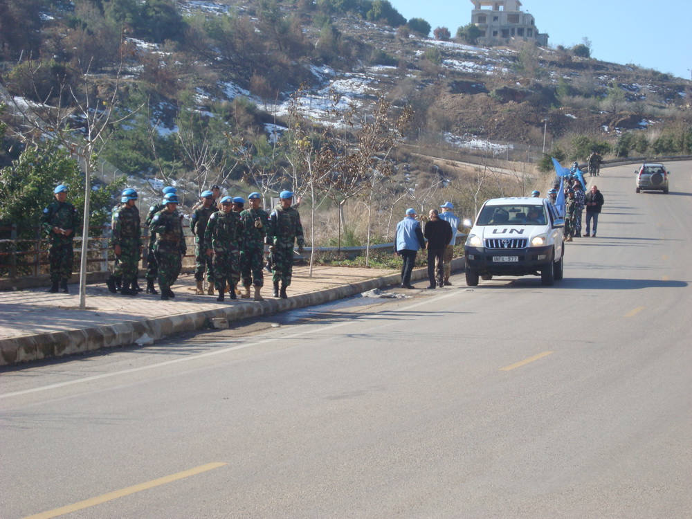 استنفار على الحدود وانتشار للجيش واليونيفيل عند محاولة العدو قطع شجرة‎