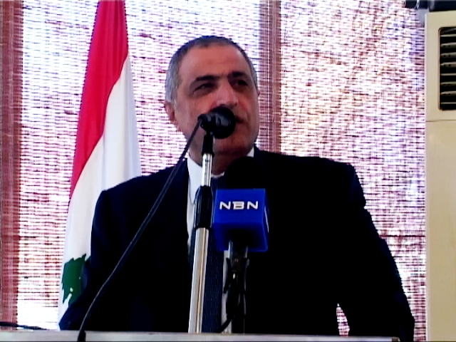 شبعا‎ تكرّم مدير مدرستها الرسمية المربّي يحيى علي