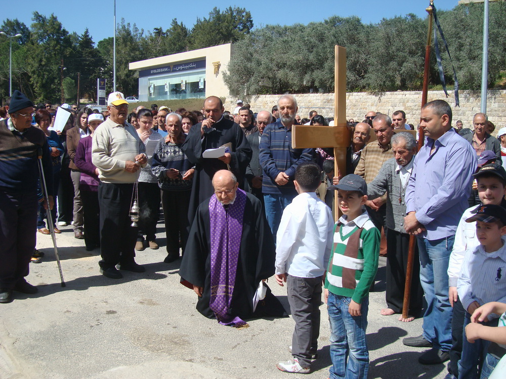 مسيرة درب الصليب في شوارع مرجعيون
