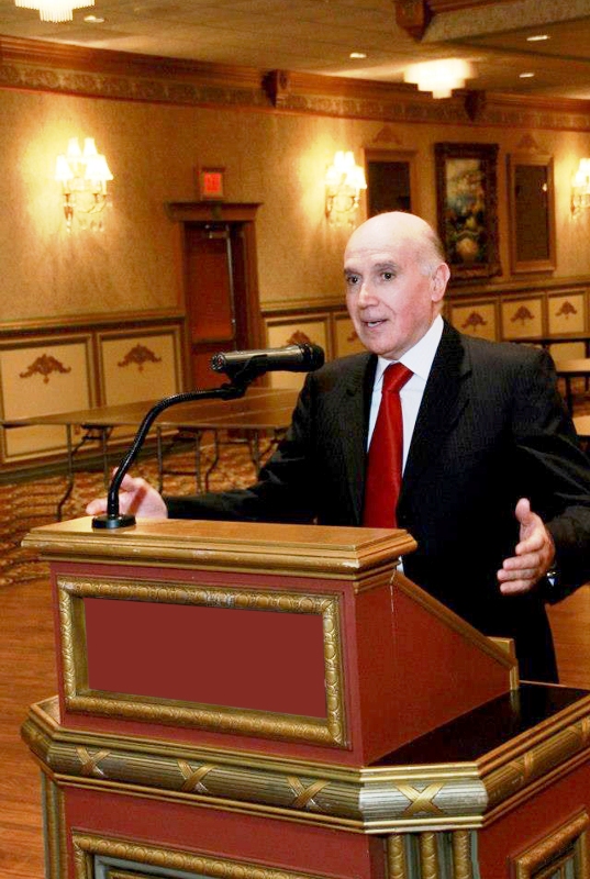 الدكتور كامل مهنا يحاضر في جنيف  بدعوة من المجلس الدولي للمنظمات التطوعية