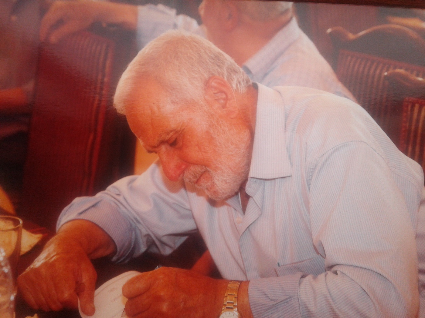 المرحوم الحاج حسين أحمد عياش (أبو هشام)