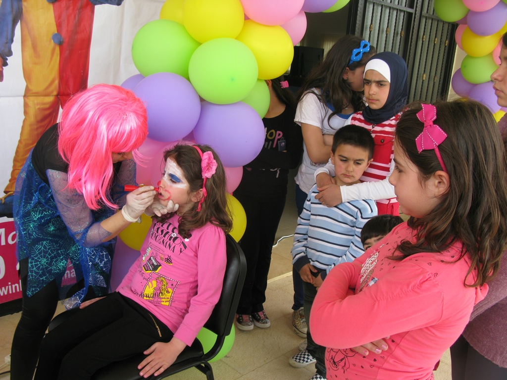  حفل حاشد للأولاد في الخيام بمناسبة عيد الطفل