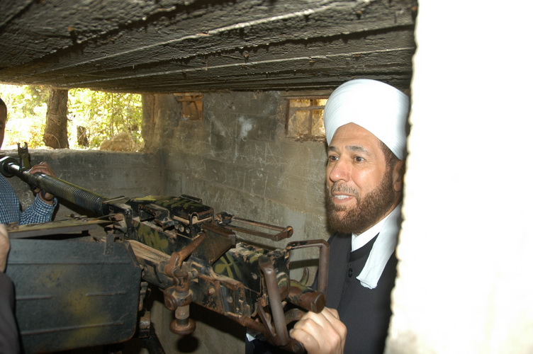 احد دشم المقاومين المواجهة للأحتلال