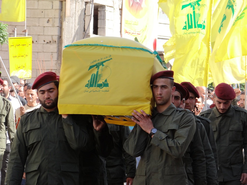 أحمد كامل خريس.. إستشهادك زادت الخيام فخراً