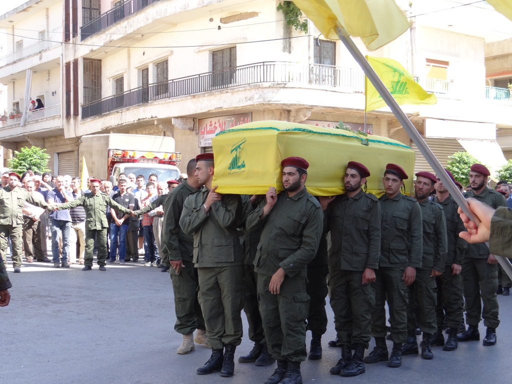 يا أحمد الجبلِ المُضمّخِ بالدِّمـا