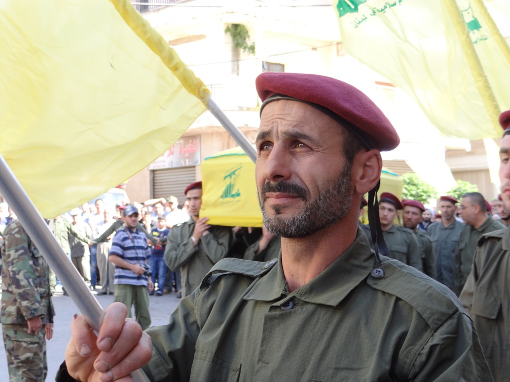 يا أحمد الجبلِ المُضمّخِ بالدِّمـا