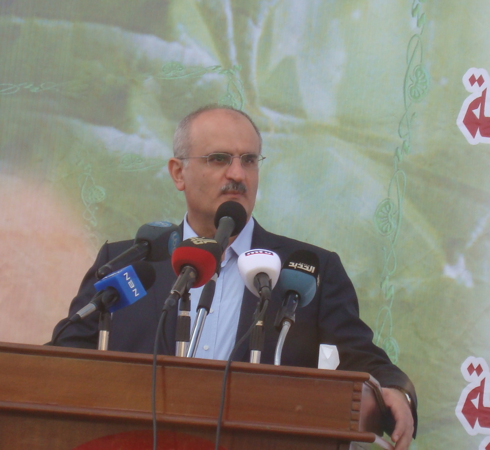 الوزير خليل متحدثا في تولين