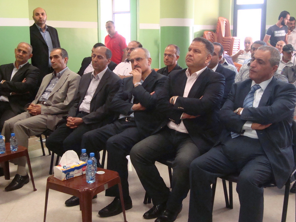 الوزير خليل في احتفال تسليممعدات طبية في الطيبة وبداالنائبان  قاسم هاشم وعلي فياض