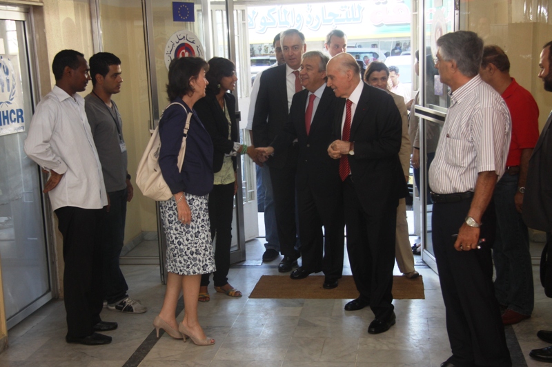 الدكتور  كامل مهنا يستقبل أشتون وكيتيرز في مركز «مؤسسة عامل» في حارة حريك