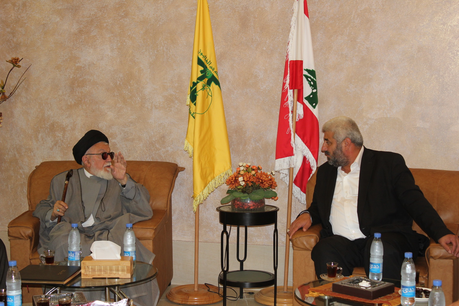 آية الله العلامة السيد محمد بحـر العــلوم يزور معلم ملـيـتــا السياحي الجهادي في منطقة اقليم التفاح ( النبطية)