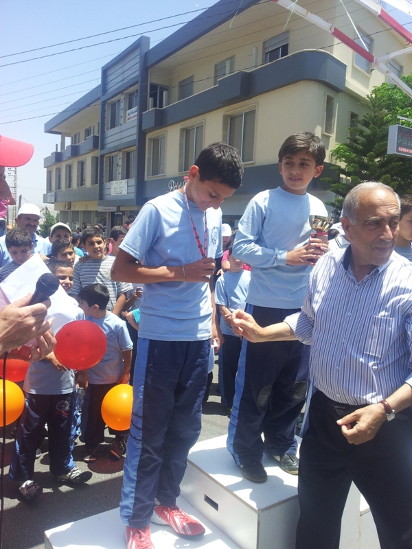 ثانوية الأحمدية تحوز على المراتب الأولى في سباقات المئتي وثلاث مئة متر  في الماراثون السنوي الذي ينظمه نادي عطالله الرياضي في مرجعيون