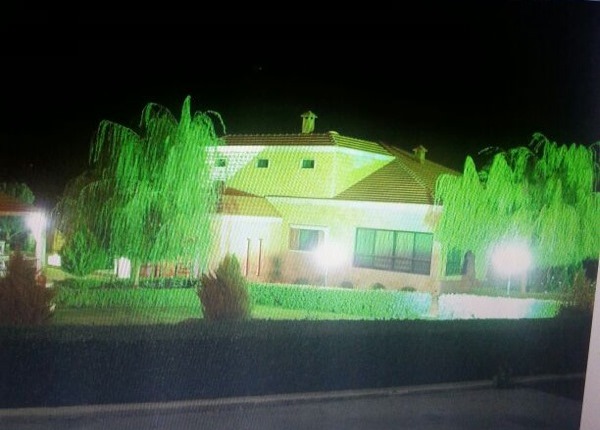 اعاد أبو زهير بناء منزله بفتره زمنيه قياسيه.. فكان يوميا ياتي من بيروت الى الخيام ليتابع اعادة بنائه