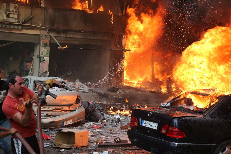 من التفجير الإرهابي في الرويس في الضاحية الجنوبية لبيروت