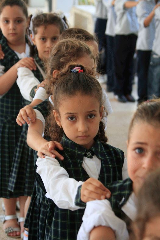 مرحى بالحياة تعود عبر المدرسة