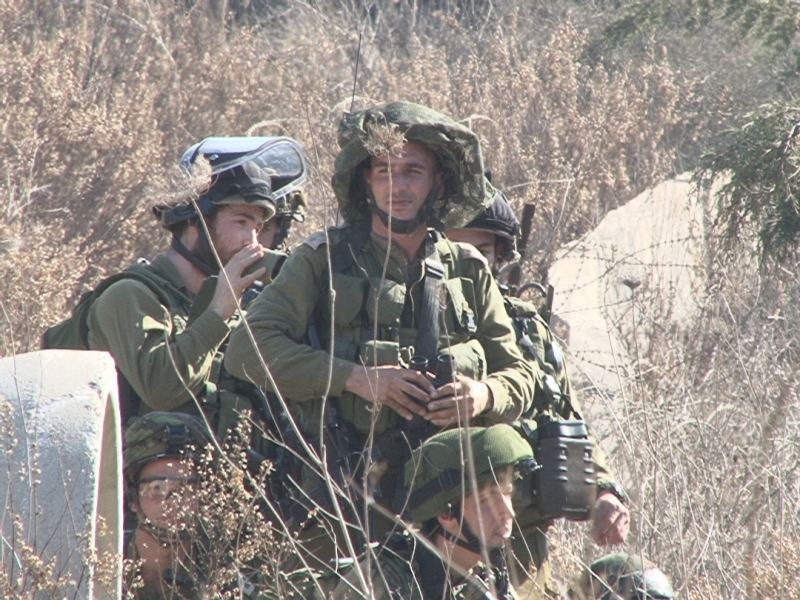 دورية للعدو تراقب الجانب اللبناني