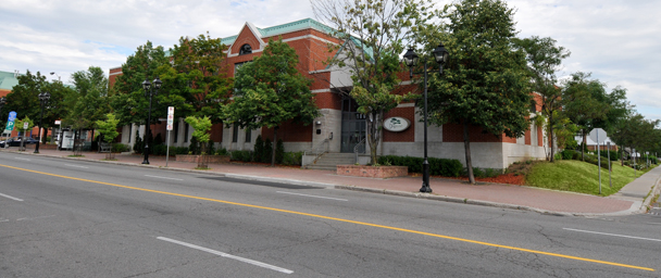 Maison Funeraire Racine, Robert & Gauthier Funeral - 180 Montreal Road Ottawa