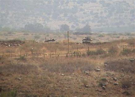 قوّة إسرائيلية بمحاذاة السياج الشائك في مزارع شبعا