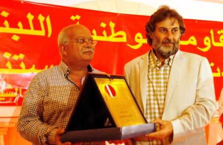 كمال البقاعي مكرماً: إن تكريم كمال البقاعي يعني تكريم كل تلك القامات العالية التي كمنت للعدو اينما تحرك في مناطق احتلاله لبلداتنا