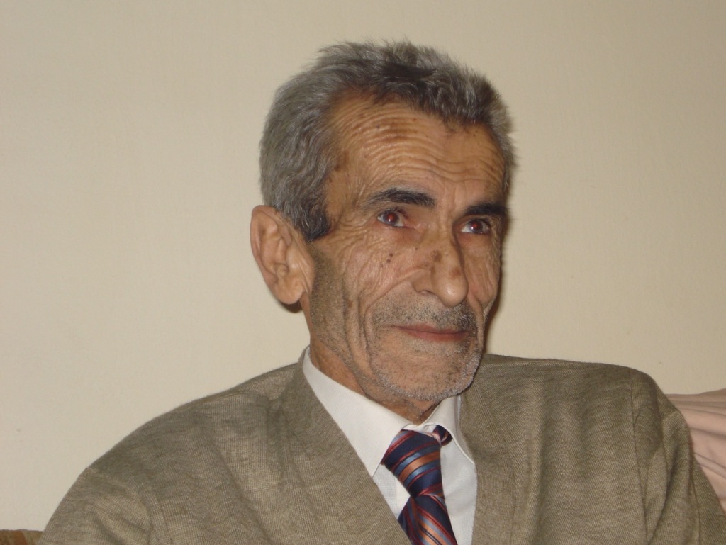 أحرّ التعازي لذوي المرحوم الحاج أبو علي رضا محمد الحاج حسين عبدالله، تغمده الله بواسع رحمته