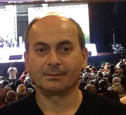 الكاتب رضا سويد