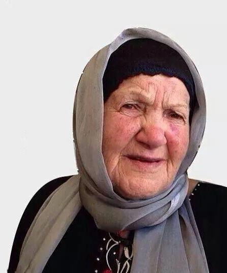 المرحومة الحاجة زينب علي ضاوي (أم محمد رضا رشيدي) 