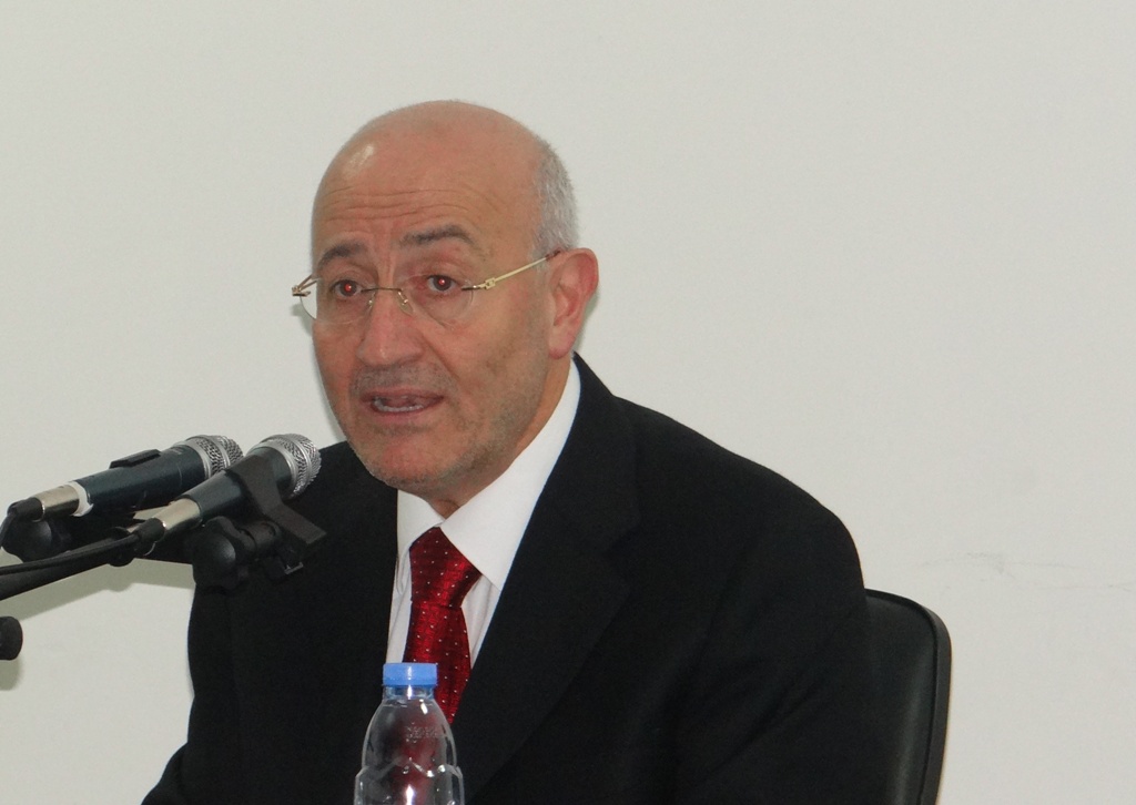 الوزير السابق غازي العريضي: كل ما يحصل يصب في صالح اسرائيل وعلينا بحوار فاعل وشامل