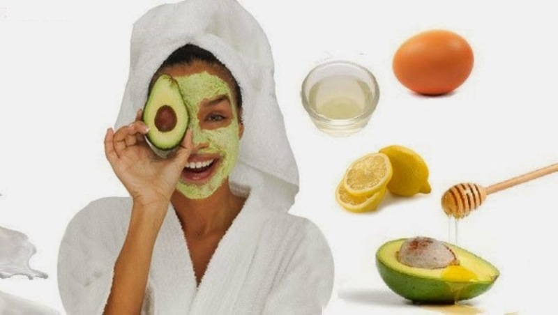 فوائد الأفوكادو لا تنحصر في مجال تناوله كطعام، وذلك لأنه يتمتع بخصائص أخرى، تجعل منه علاجاً خارجياً أيضا