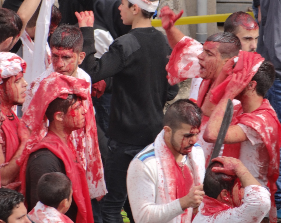 مشاهد من مسيرة عاشورائية في الخيام