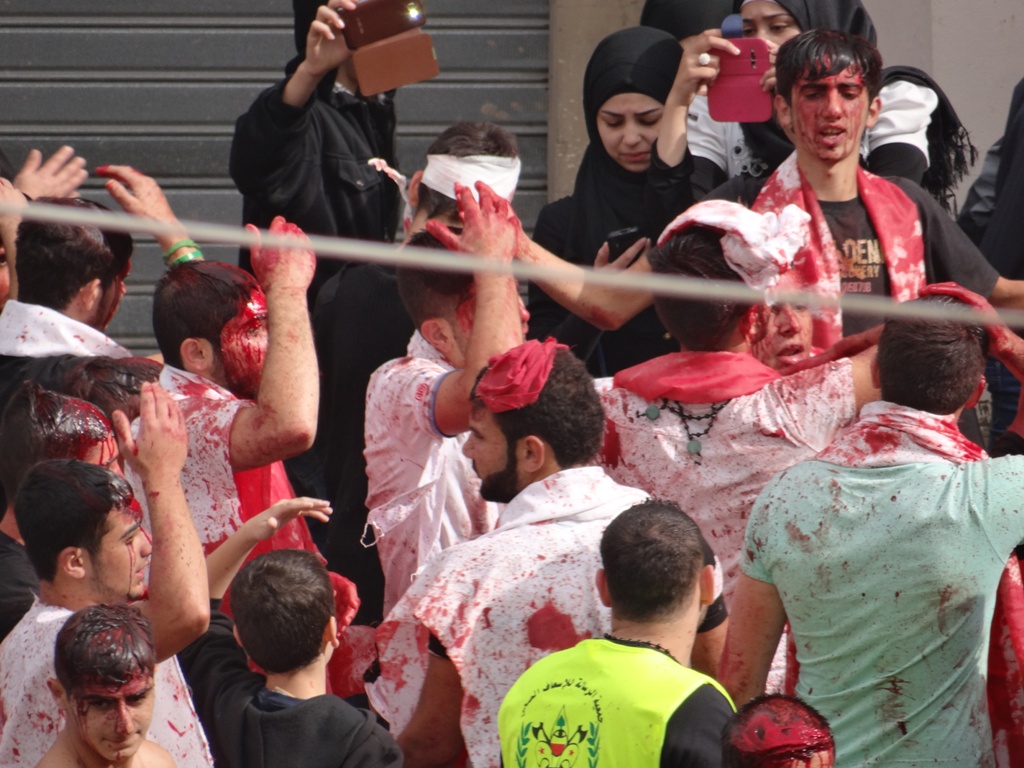 مشاهد من مسيرة عاشورائية في الخيام