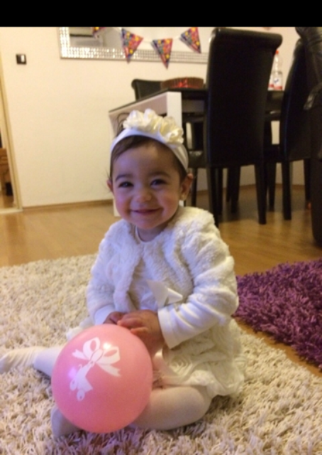  اهلا وسهلا بــ جولين... ناطرينك النا من سنين نورك لما علينا هلّ ...  شو بحبُك جننتينا 