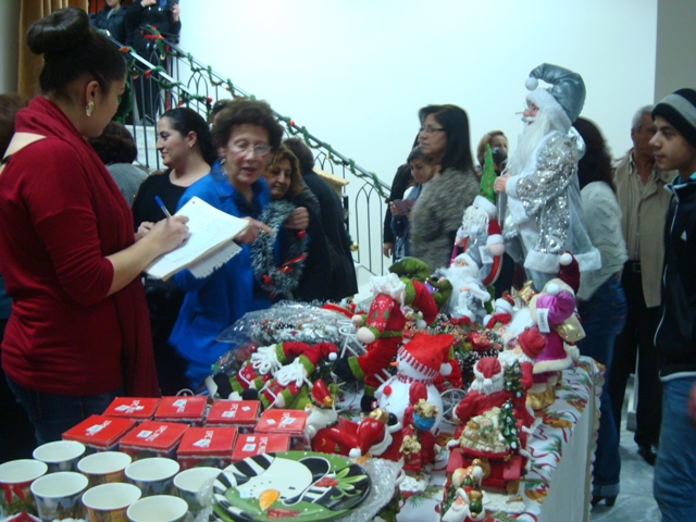 محاولة متواضعة من قبل جمعية الشابات المسيحيات  لخلق اجواء من الفرح في هذه المنطقة