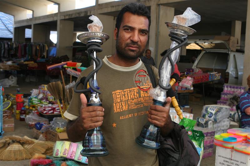 بائع أراكيل في راشيا (شوقي الحاج)