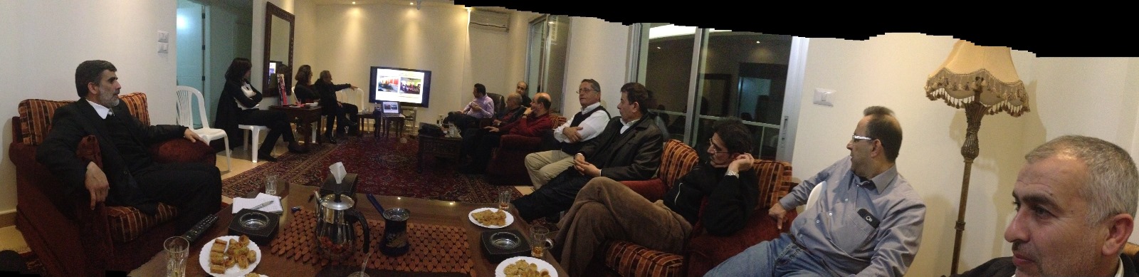 اللقاء الخيامي في بيروت في دارة المهندس أسعد رشيدي