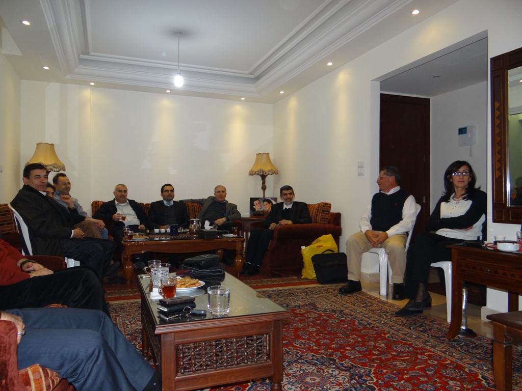 اللقاء الخيامي في بيروت‎.. بادرة جيدة يجب أن تتكرر