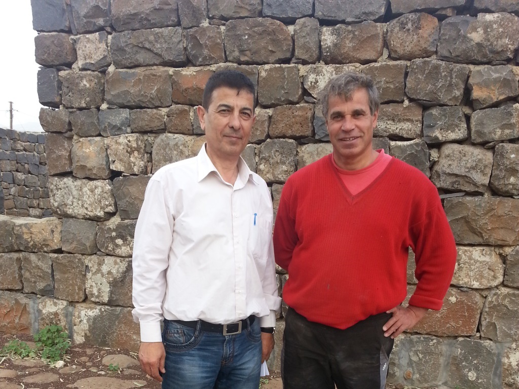 الفنانان كرم الله عبدالله والدكتور يوسف غزاوي