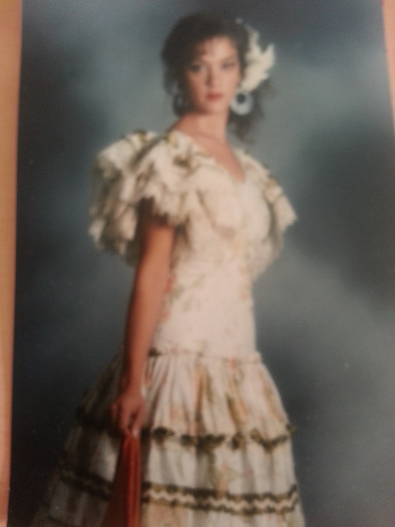 الموضة فن واسع يجمع الثقافات‎