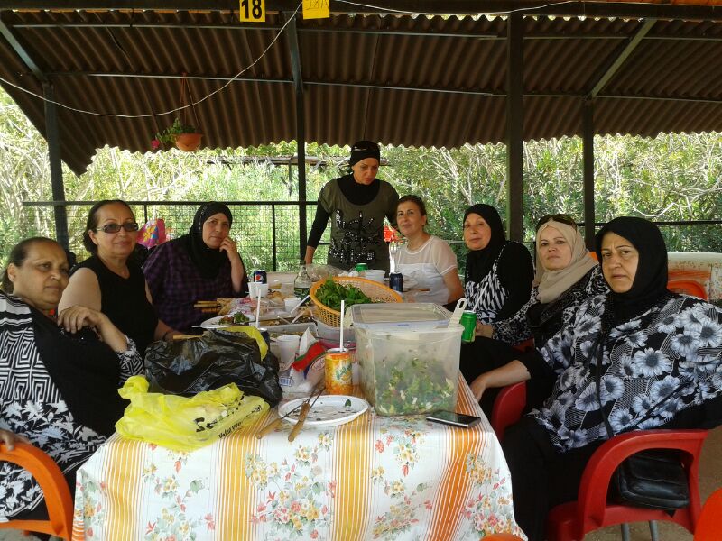 وفاء أبو عباس: وفائها الخيامي يظهر من لقاءاتها المتجددة كل عام في الخيام مع المحّبين