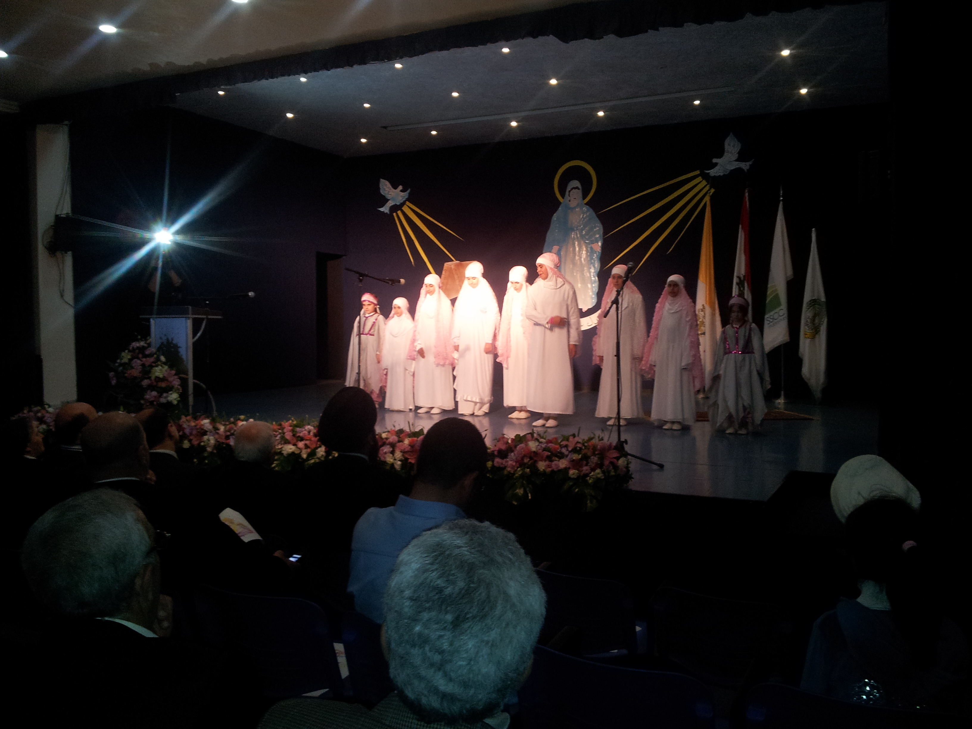 حفل مشترك في عيد البشارة لمدرستي عيسى بن مريم  وراهبات القلبين الأقدسين