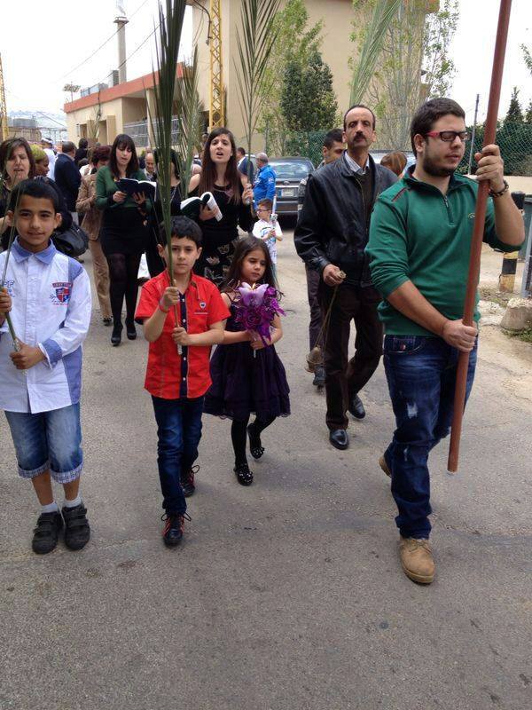 مشاهد من أعياد الشعانين في بلدة ديرميماس .