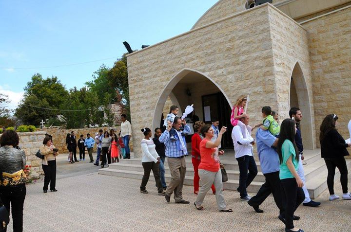 مشاهد من أعياد الشعانين في بلدة ديرميماس .