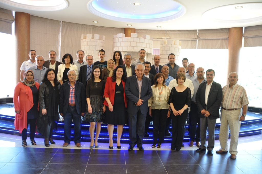 حفل تكريمي لعلي فايق، رئيس المنطقة التربوية في النبطية، لبلوغه السن