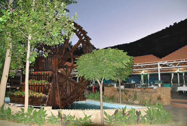 مطعم نبع البحصاصة