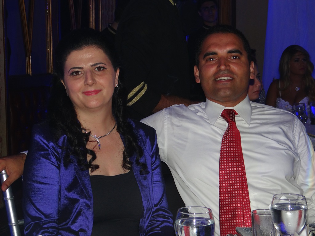 إبن عمّة العروس المحامي مازن ضاوي والسيدة عقيلته المحامية ليلى عواضة