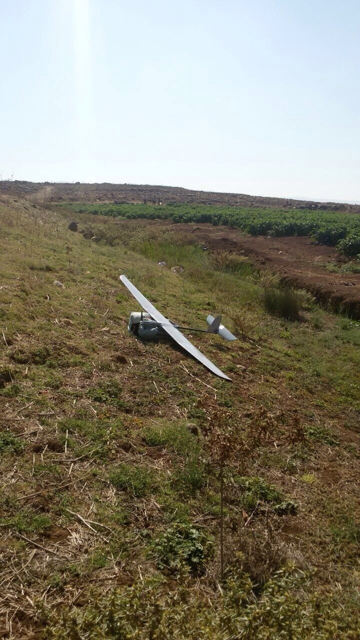 بعد التأكّد من عدم تفخيخها، حملها الجنود، حيث سمع صوت هدير (عنين) محركها في محاولة من العدو لاعادة إطلاقها