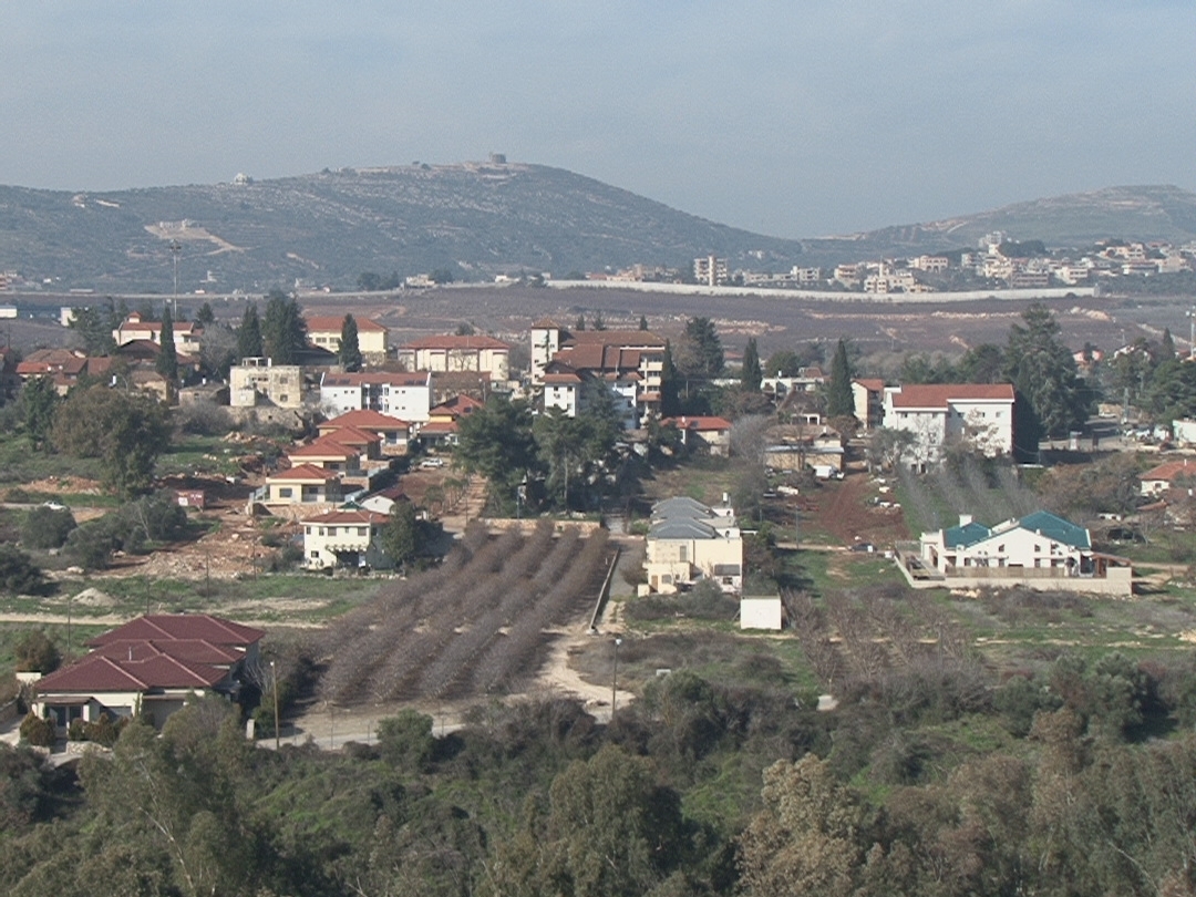 حركة شبه طبيعية في مستوطنة المطلة الحدودية