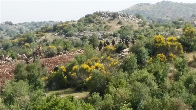 دورية مشاة اسرائيلية في مزارع شبععا (طارق ابو حمدان)